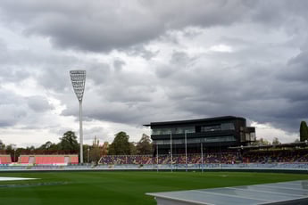 Manuka oval